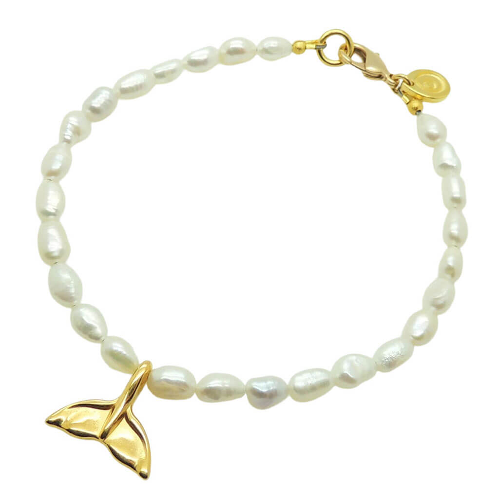 Dana Levy gold plated mermaid tail charm freshwater pearl anklet on a white background. 